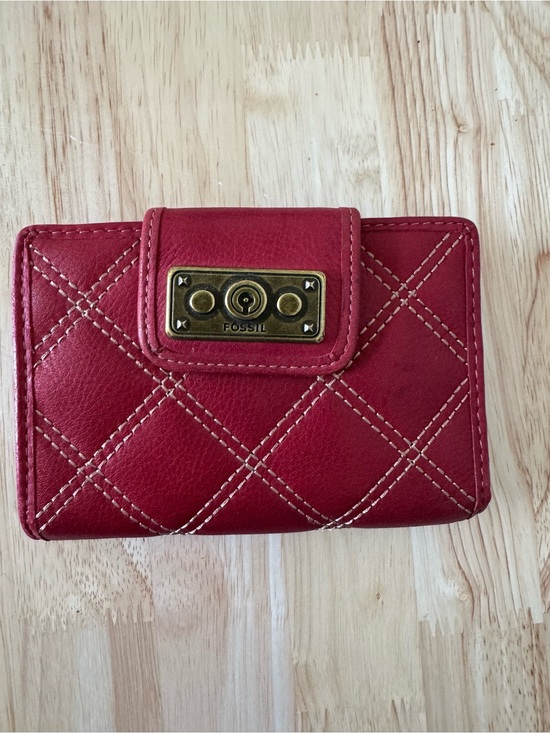 Fossil Handbags - Fossil Red Quilted Leather Wallet with Brass-Tone Turn Lock